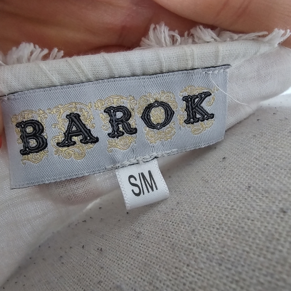 Barok White Beaded Fringe Shell Tassel Top - Picture 8 of 9